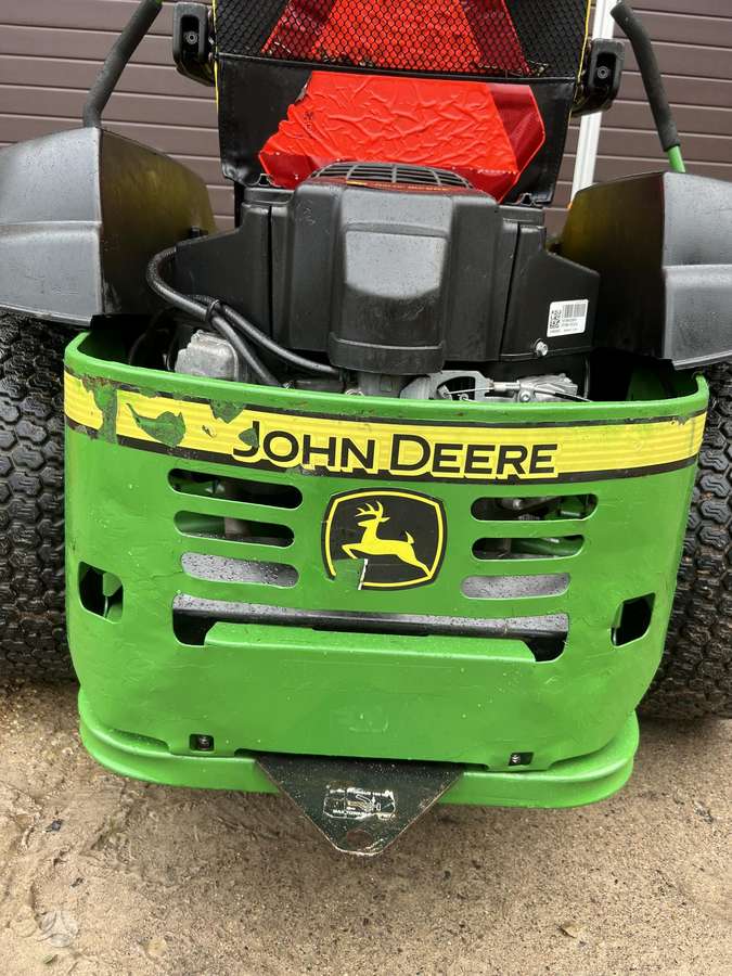 John Deere Z540R, sodo traktoriai