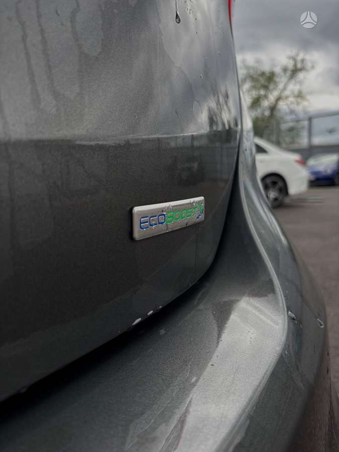 Ford Focus, 1.0 l., Хэтчбек