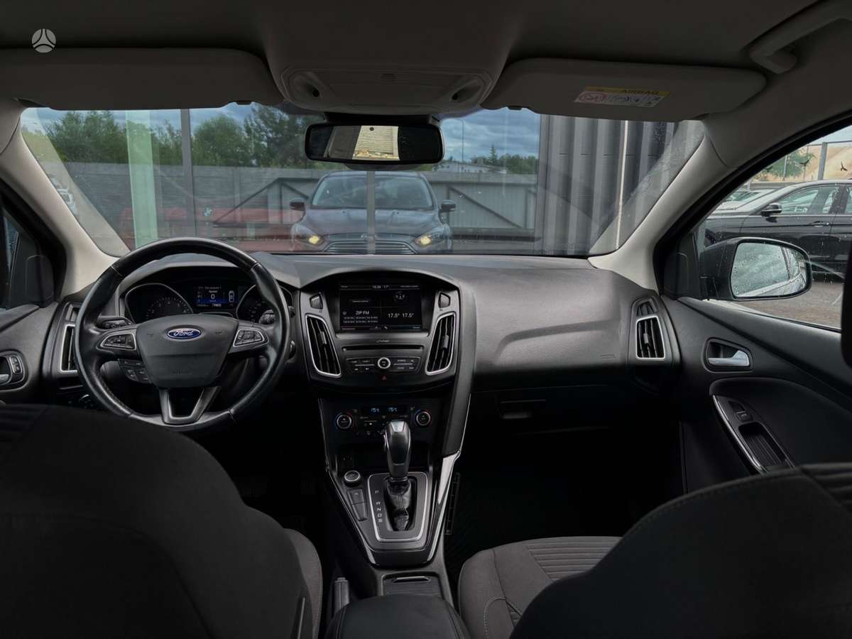 Ford Focus, 1.0 l., hatchback
