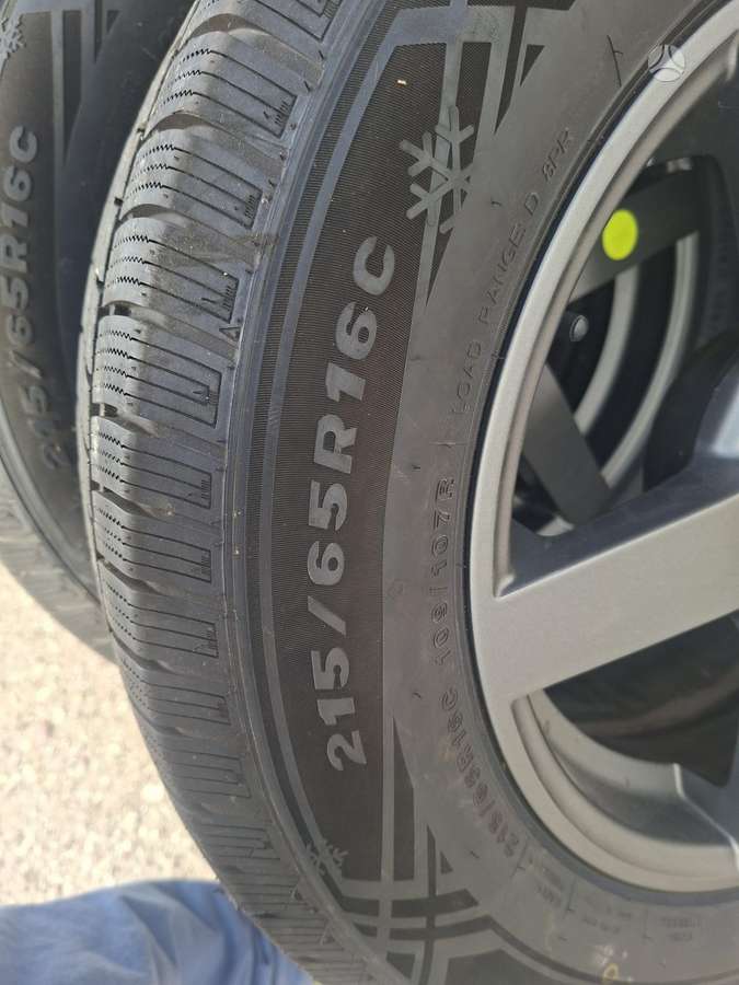 Imperial, всесезонные 215/65 R16