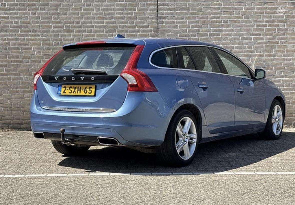 Volvo V60, 2.4 l., Универсал