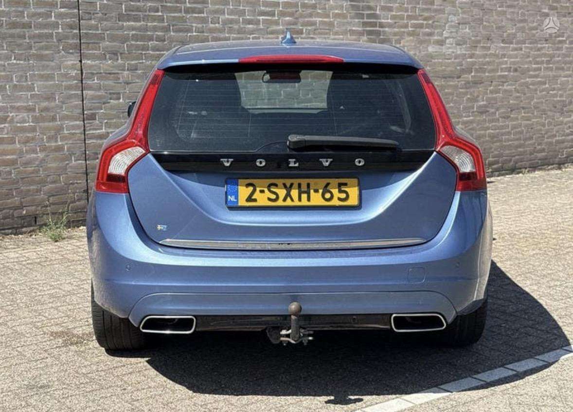 Volvo V60, 2.4 l., Универсал