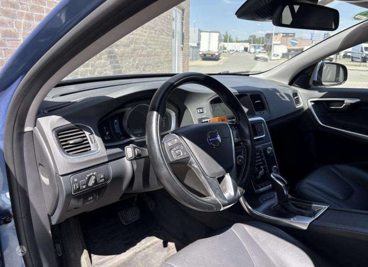 Volvo V60, 2.4 l., Универсал