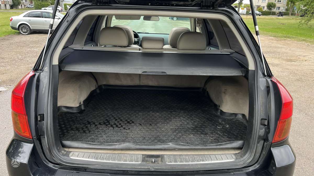Subaru Outback, 3.0 l., wagon
