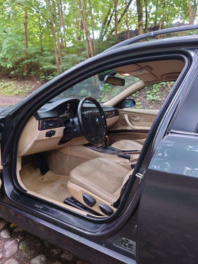 BMW 320, 2.0 l., universalas
