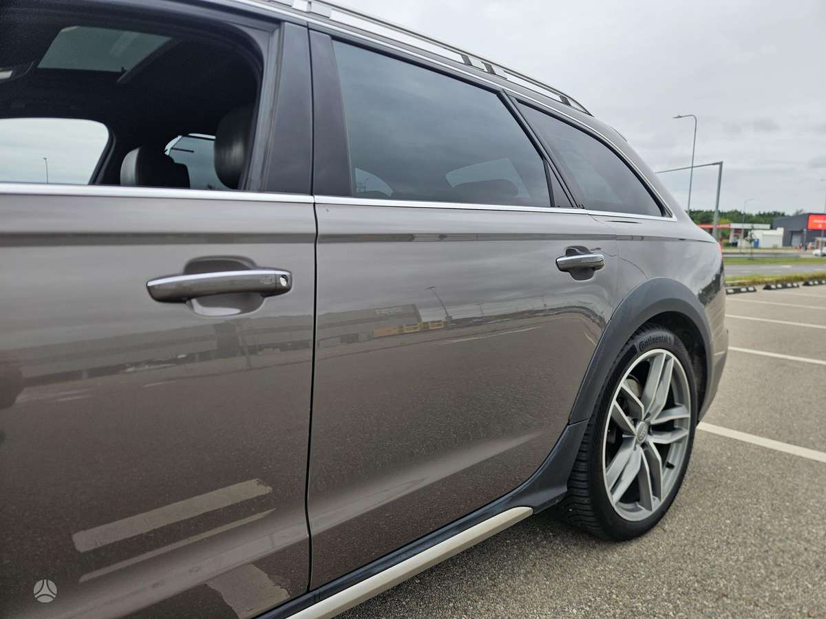 Audi A6 allroad, 3.0 l., Универсал