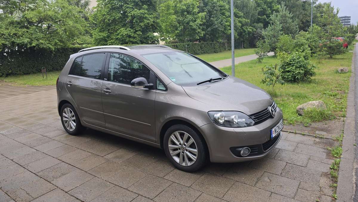 Volkswagen Golf Plus - 1