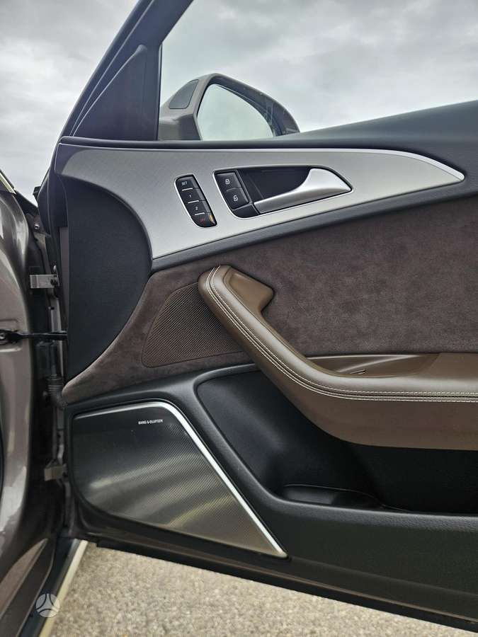 Audi A6 allroad, 3.0 l., wagon