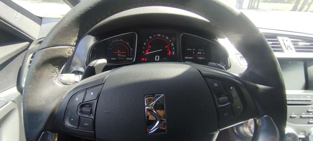 Citroen DS5, 2.0 l., hatchback