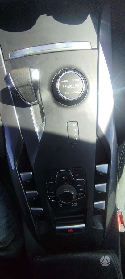 Citroen DS5, 2.0 l., hatchback