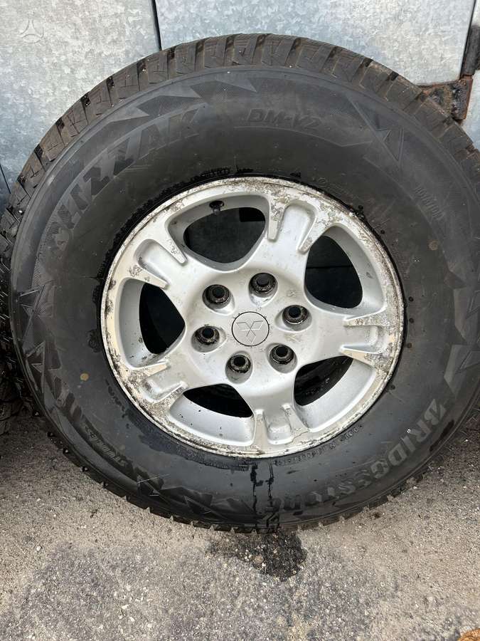 Bridgestone, зимние 265/70 R16