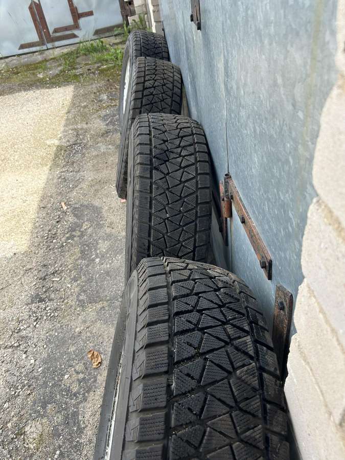 Bridgestone, зимние 265/70 R16