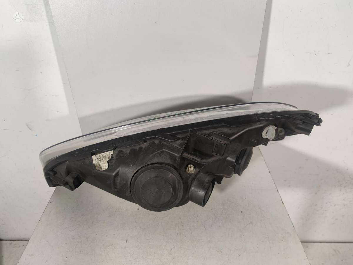 Citroen C4 Picasso gaismas