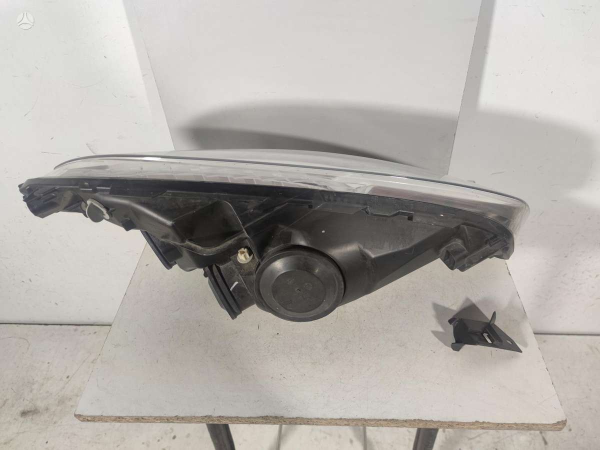 Citroen C4 Picasso gaismas