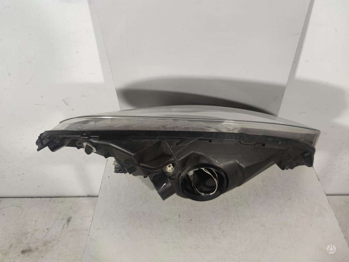 Citroen C4 Picasso gaismas