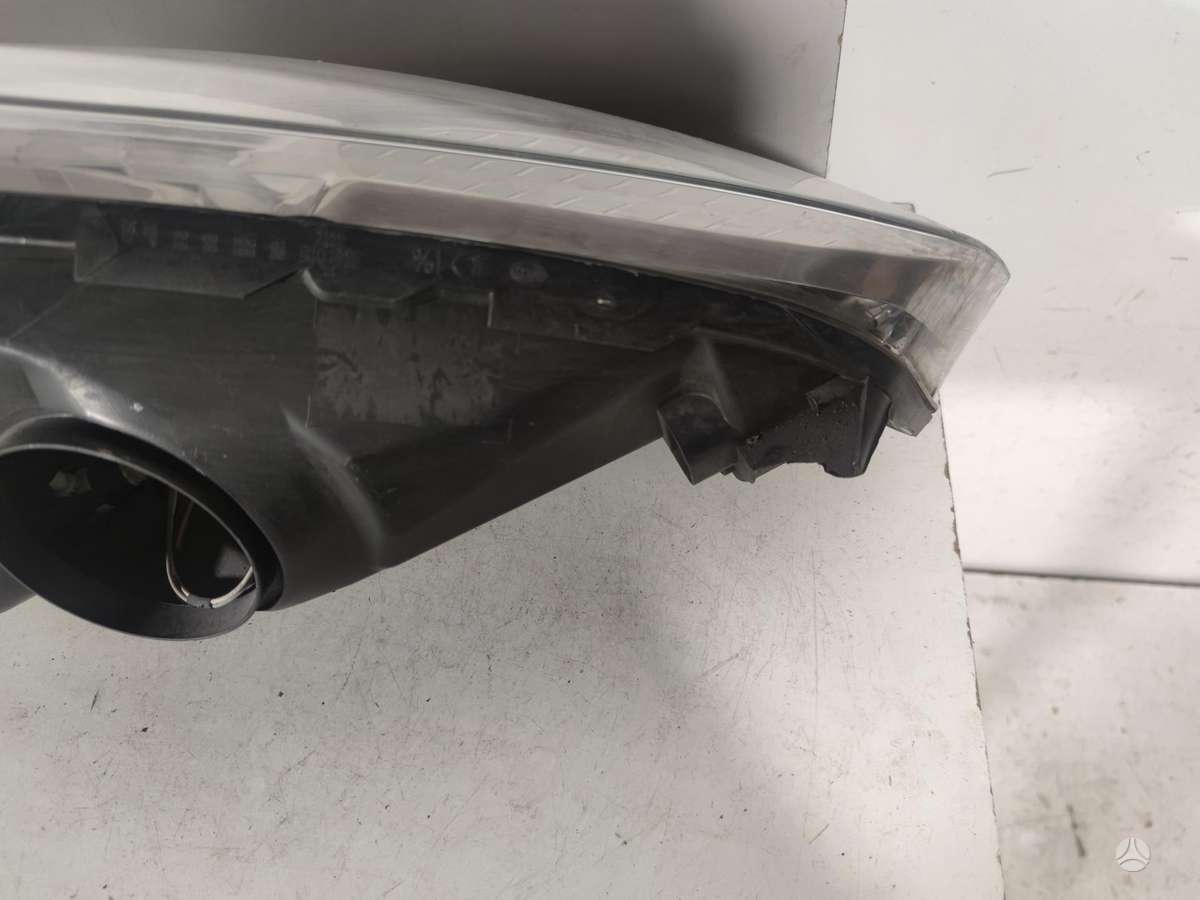 Citroen C4 Picasso gaismas