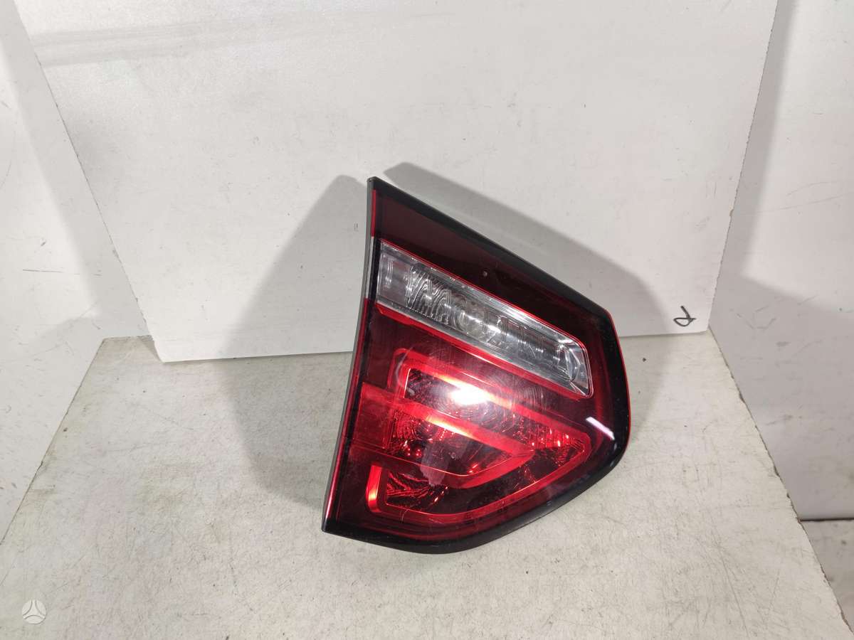 Citroen C4 Picasso gaismas