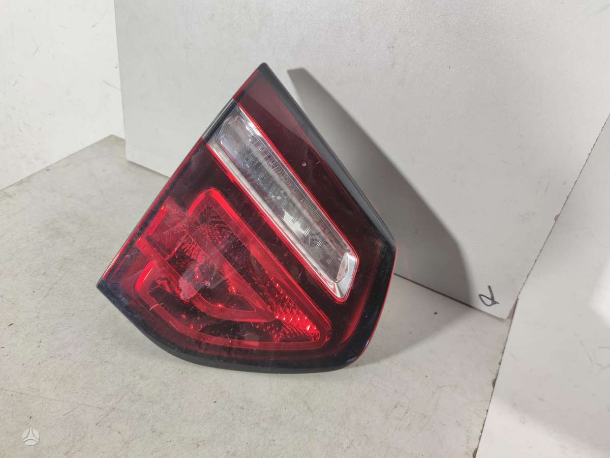 Citroen C4 Picasso gaismas