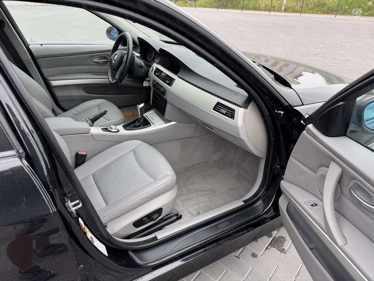 BMW 318, 2.0 l., Седан