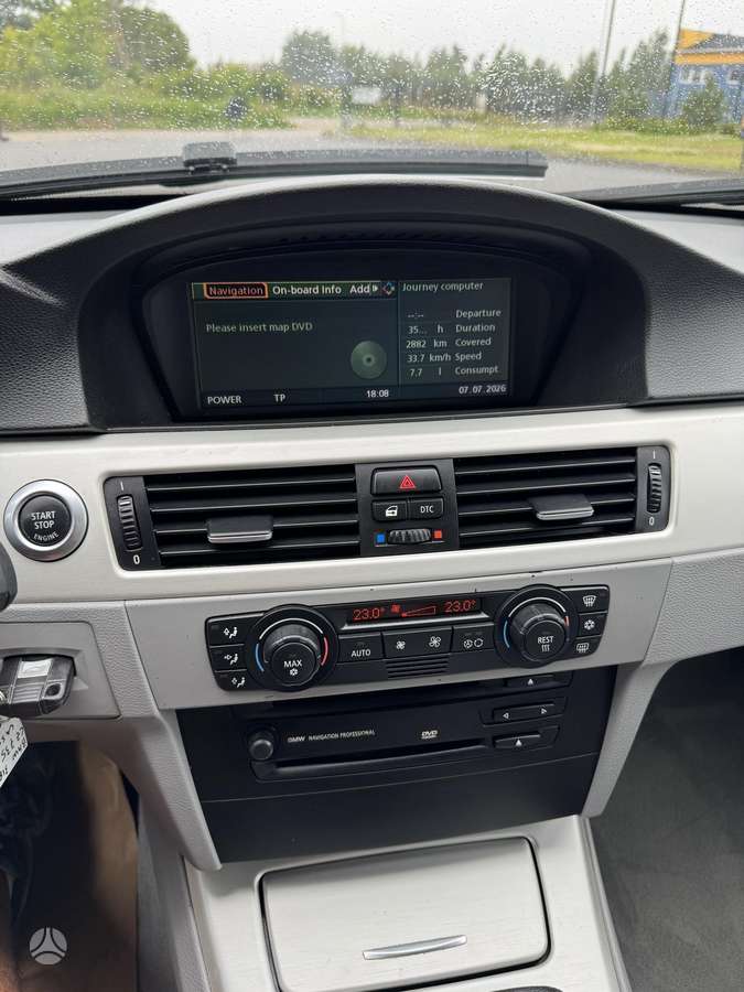 BMW 318, 2.0 l., Седан