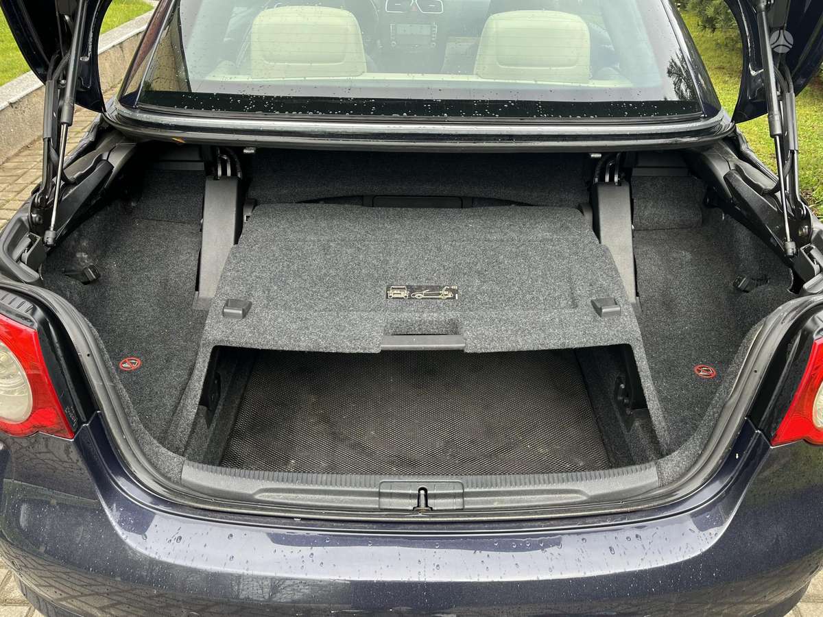 Volkswagen Eos, 2.0 l., convertible