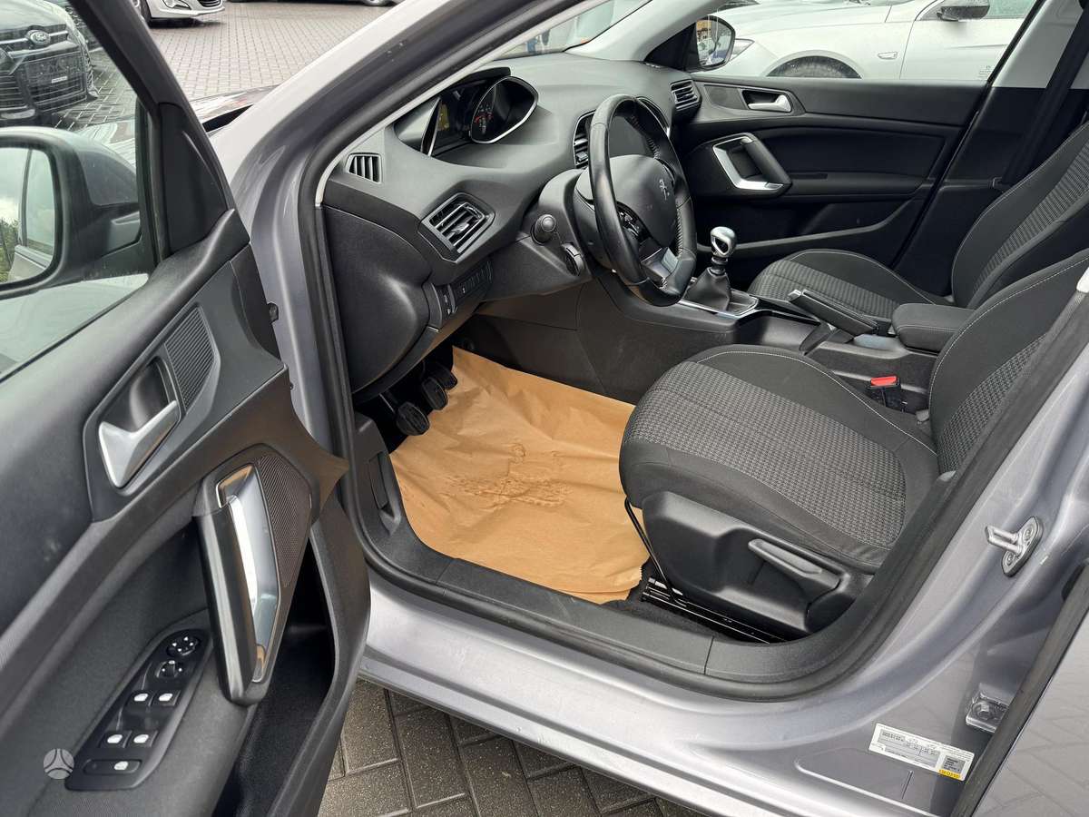 Peugeot 308, 1.5 l., Универсал