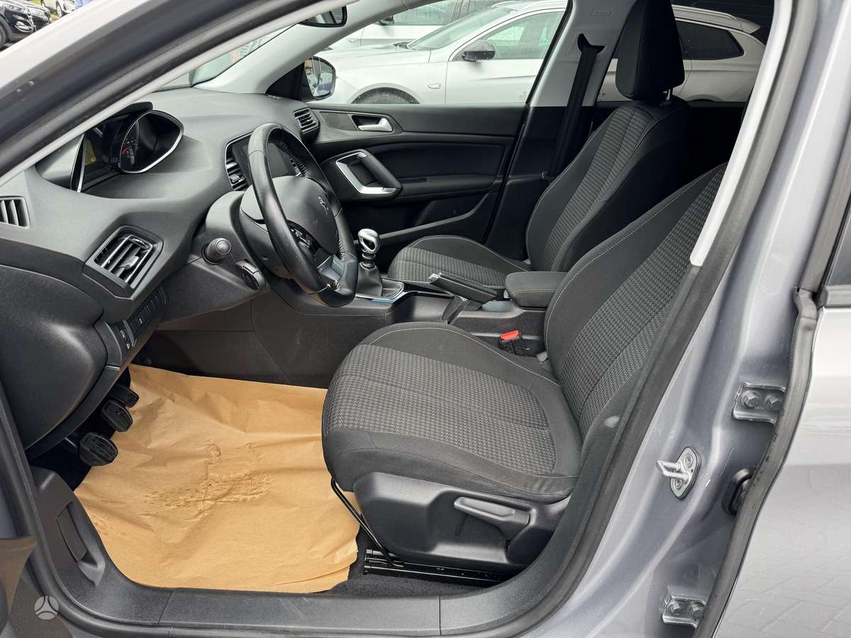 Peugeot 308, 1.5 l., Универсал