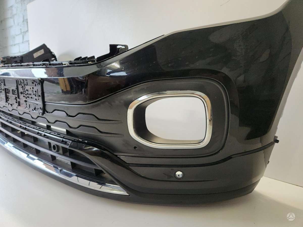 Volkswagen T-Cross bumpers