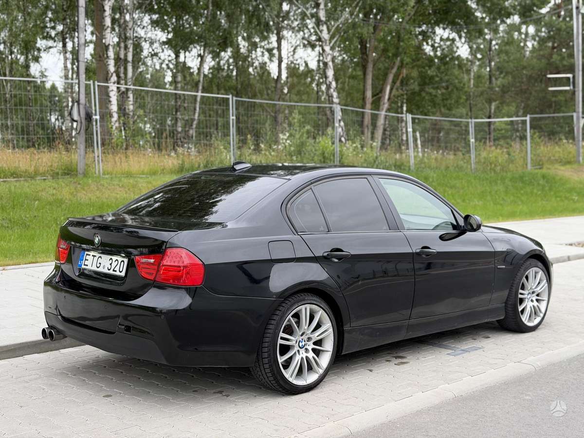 BMW 320, 2.0 l., Седан