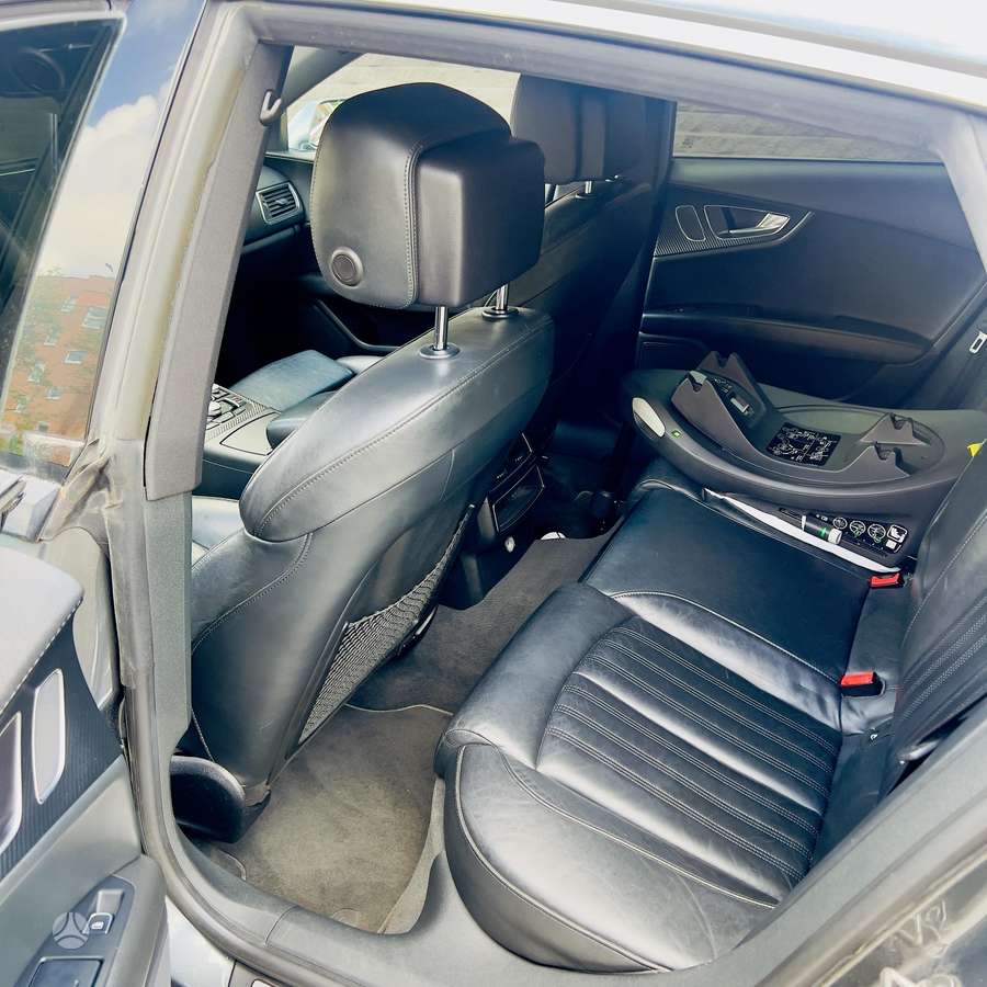 Audi A7, 3.0 l., hatchback