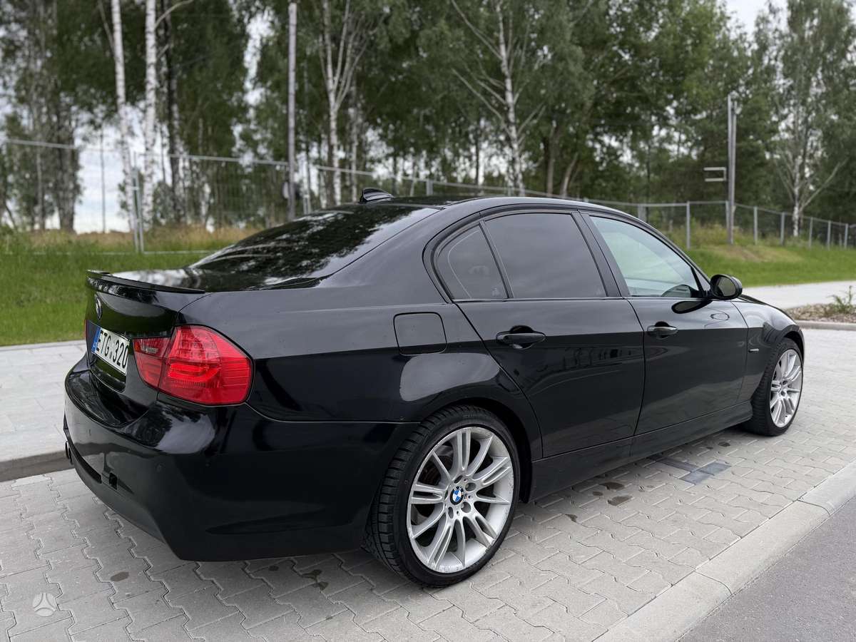 BMW 320, 2.0 l., Седан