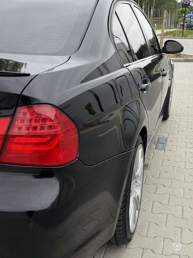 BMW 320, 2.0 l., Седан