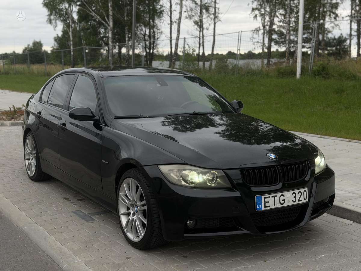 BMW 320, 2.0 l., Седан