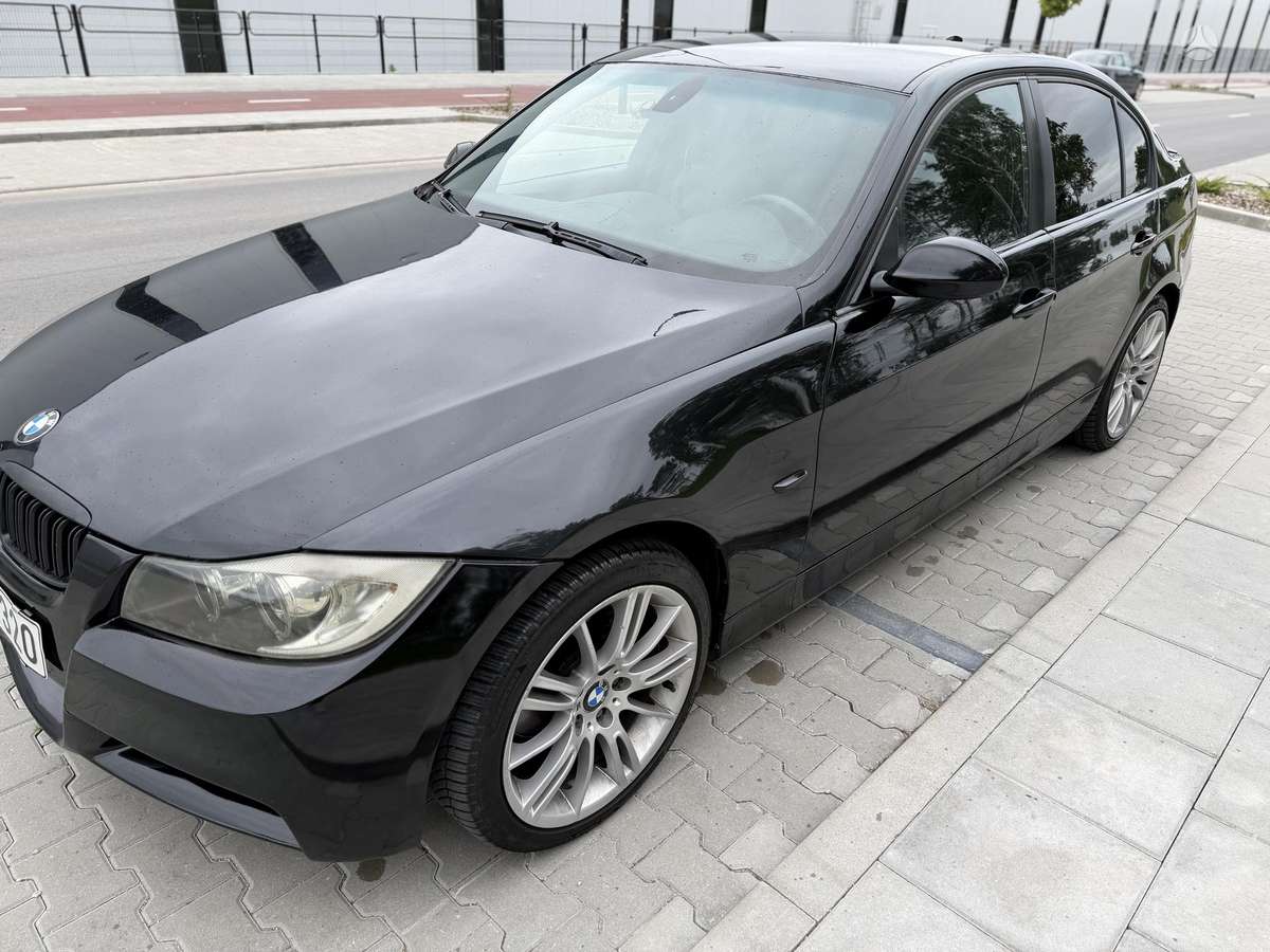 BMW 320, 2.0 l., Седан