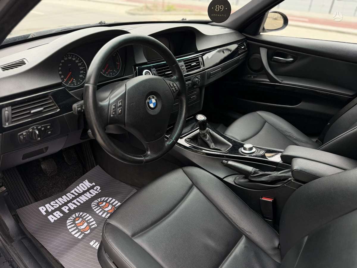BMW 320, 2.0 l., Седан