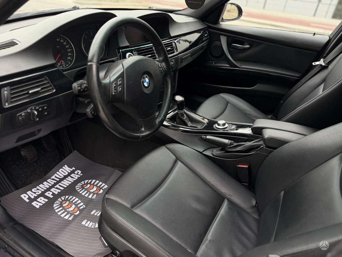BMW 320, 2.0 l., Седан