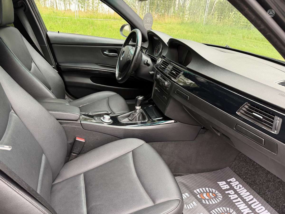 BMW 320, 2.0 l., Седан