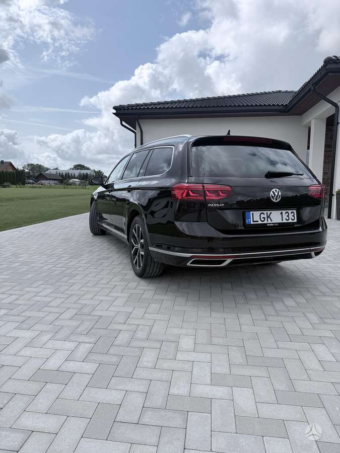 Volkswagen Passat, 2.0 l., Универсал