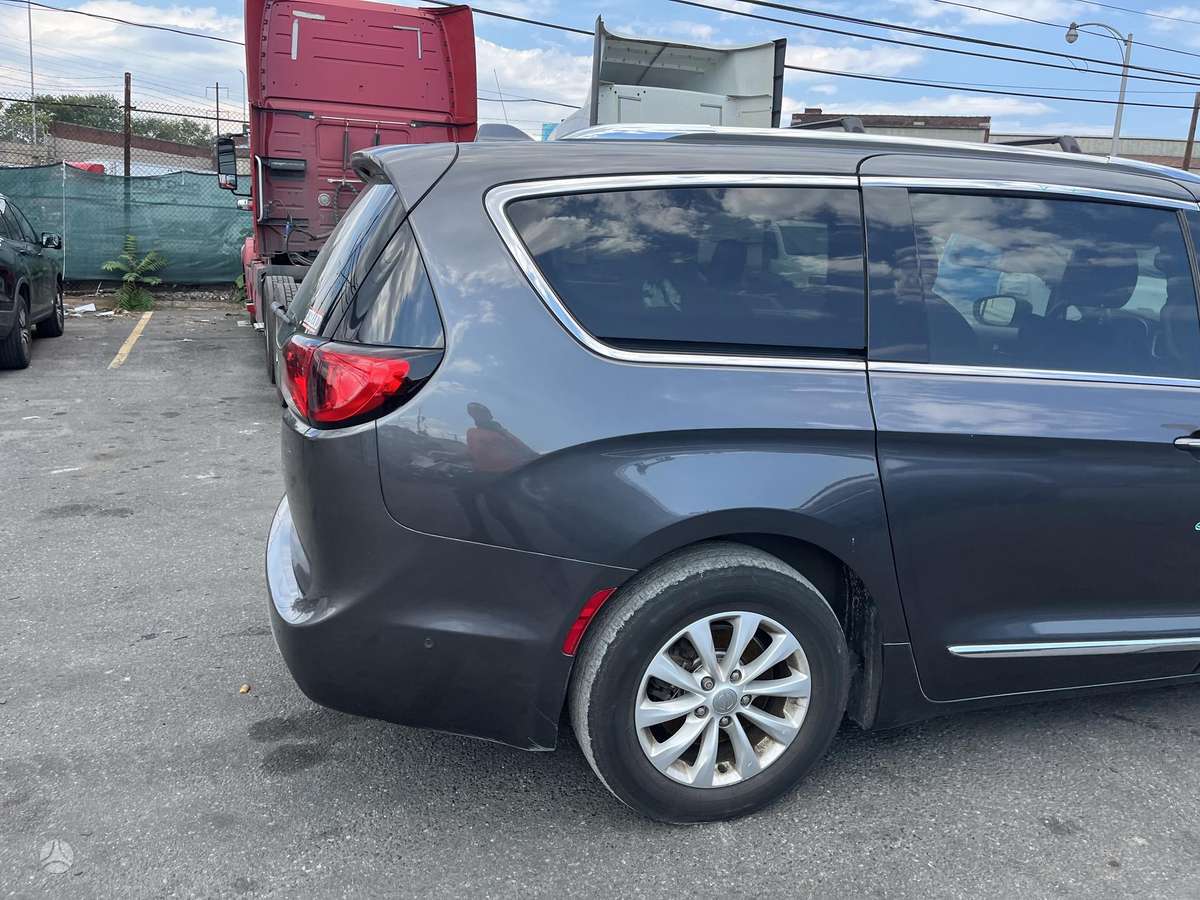 Chrysler Pacifica, 3.6 l., mpv / minivan