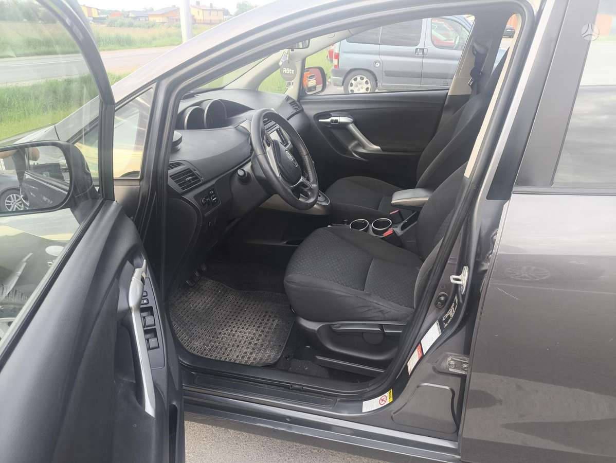 Toyota Verso - 9