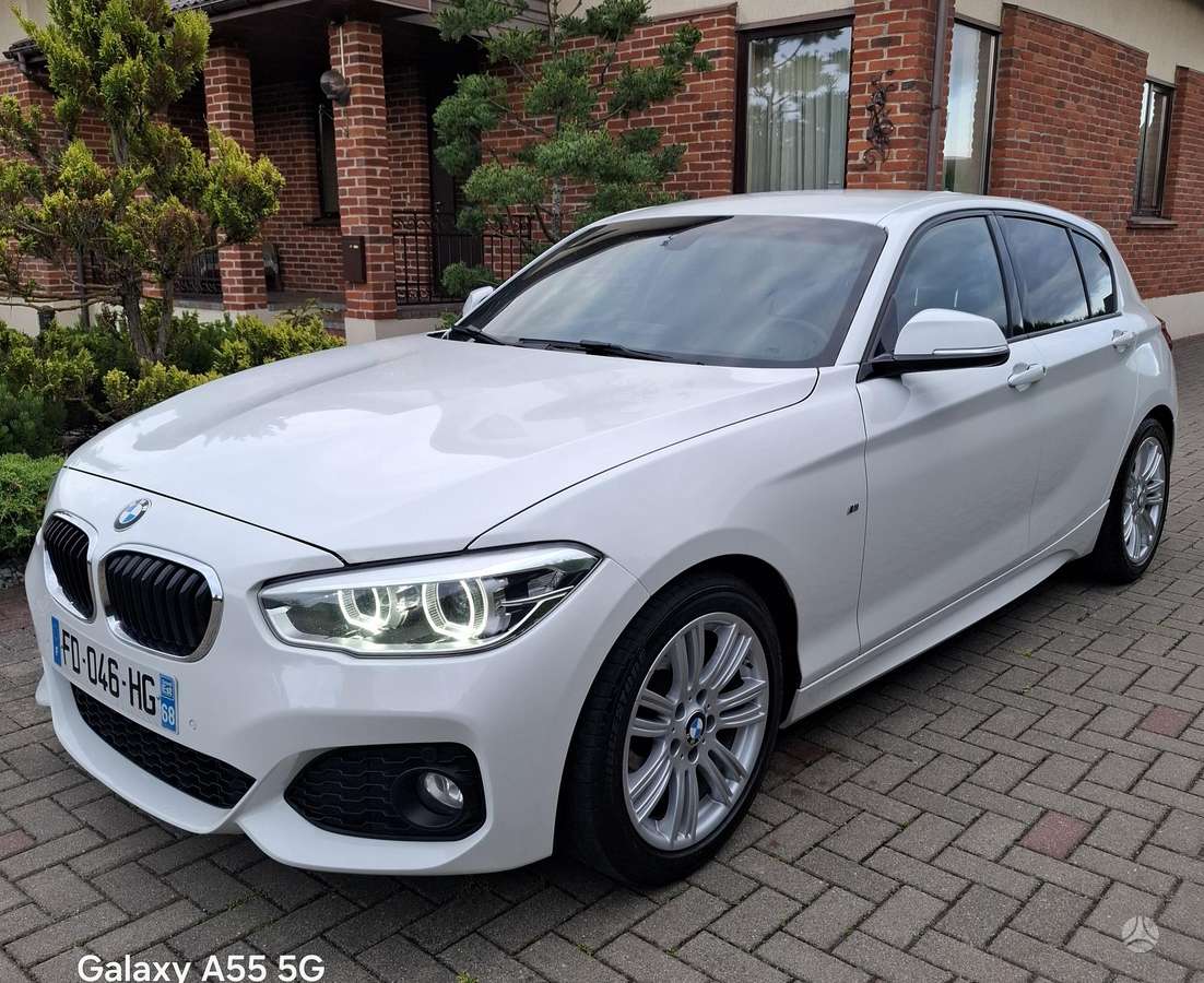 BMW 118, 1.5 l., Хэтчбек