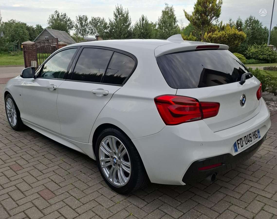 BMW 118, 1.5 l., hatchback