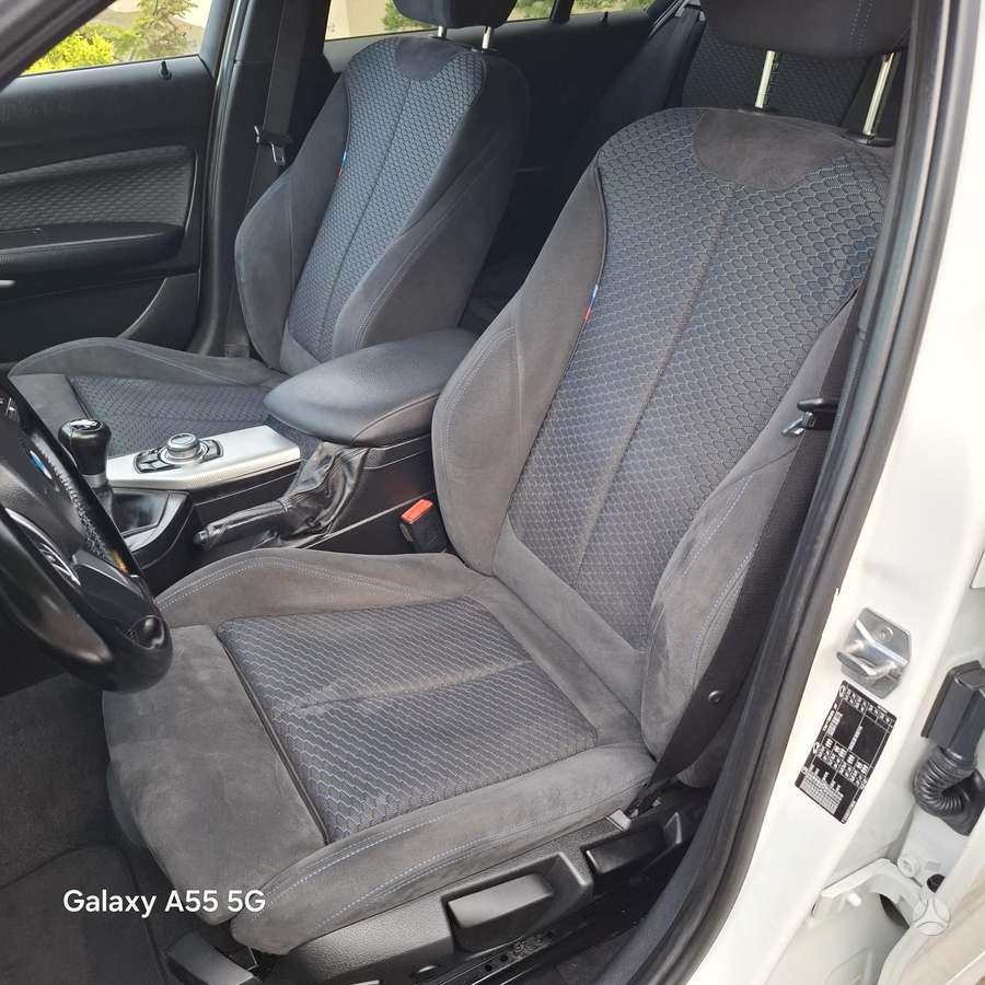 BMW 118, 1.5 l., Хэтчбек