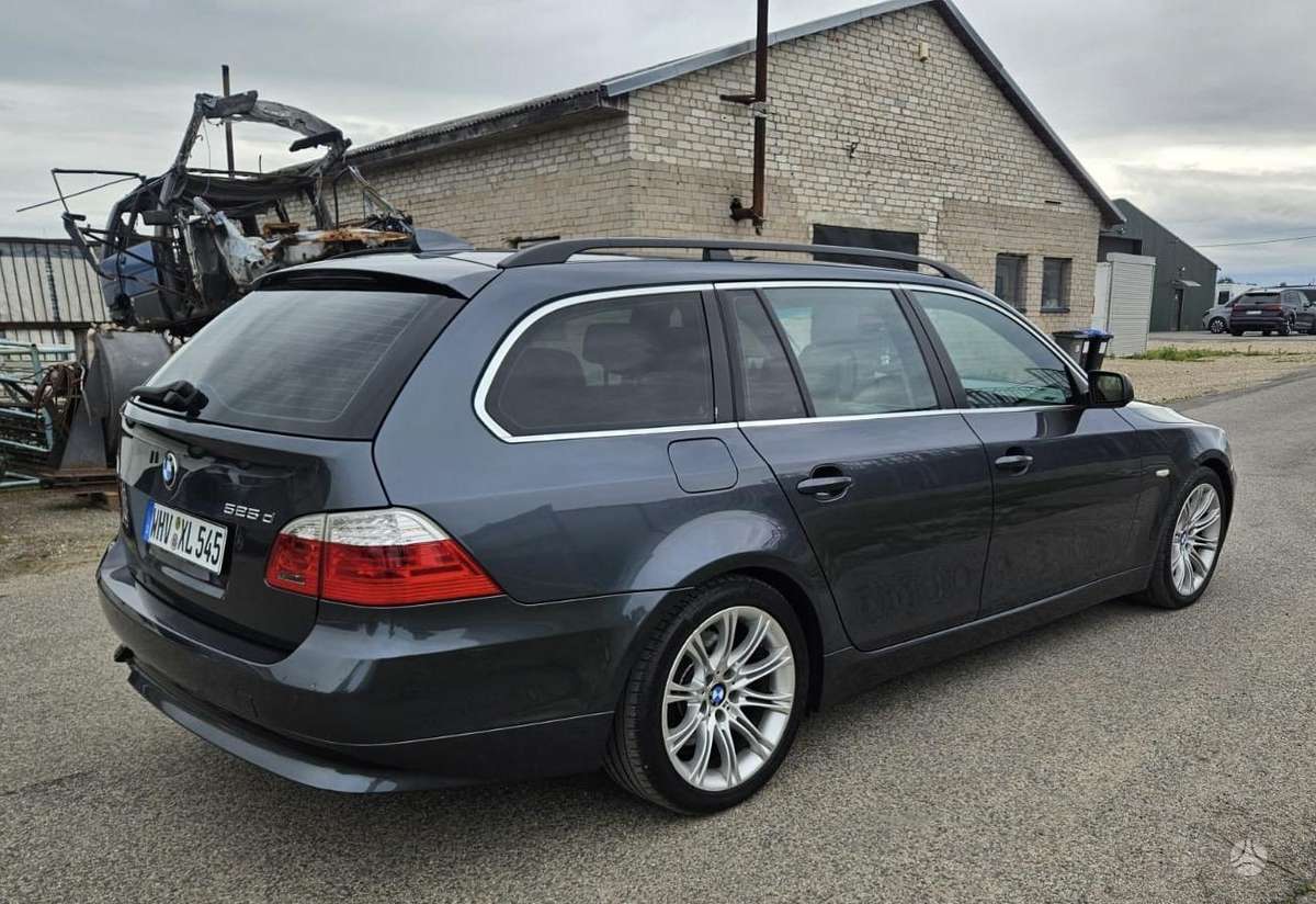 BMW 525, 3.0 l., universalas
