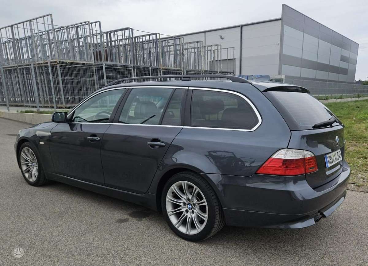 BMW 525, 3.0 l., universalas