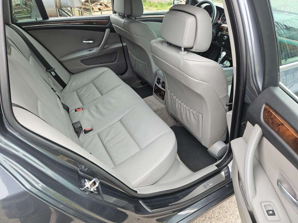 BMW 525, 3.0 l., universalas