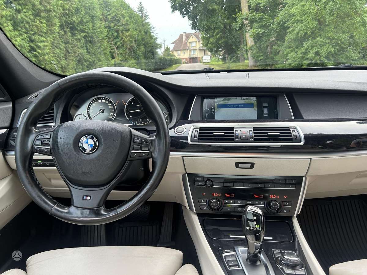 BMW 530 Gran Turismo - 11