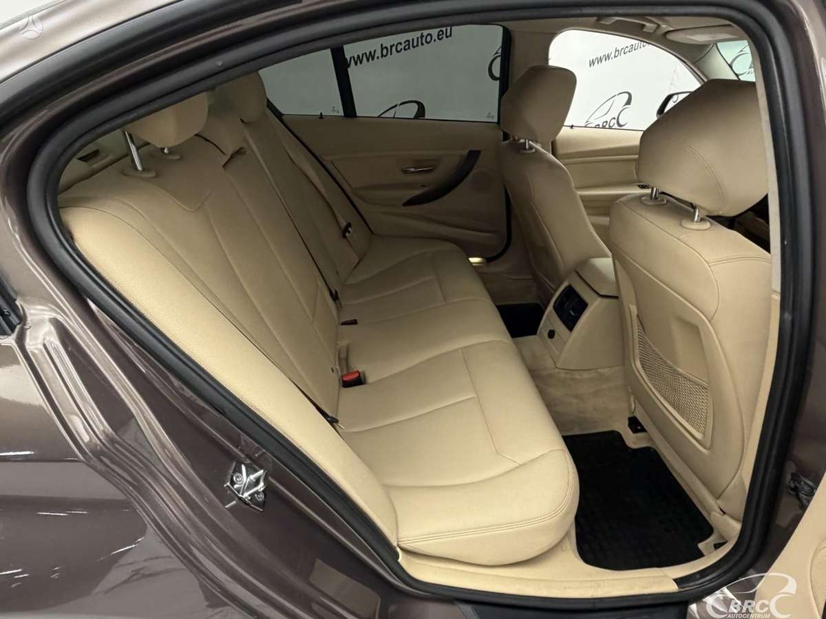 BMW 328, 2.0 l., Седан