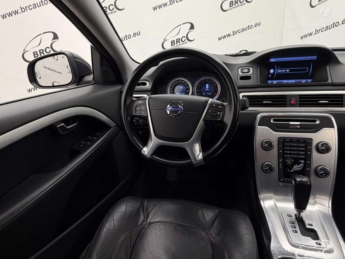 Volvo S80, 3.0 l., Седан