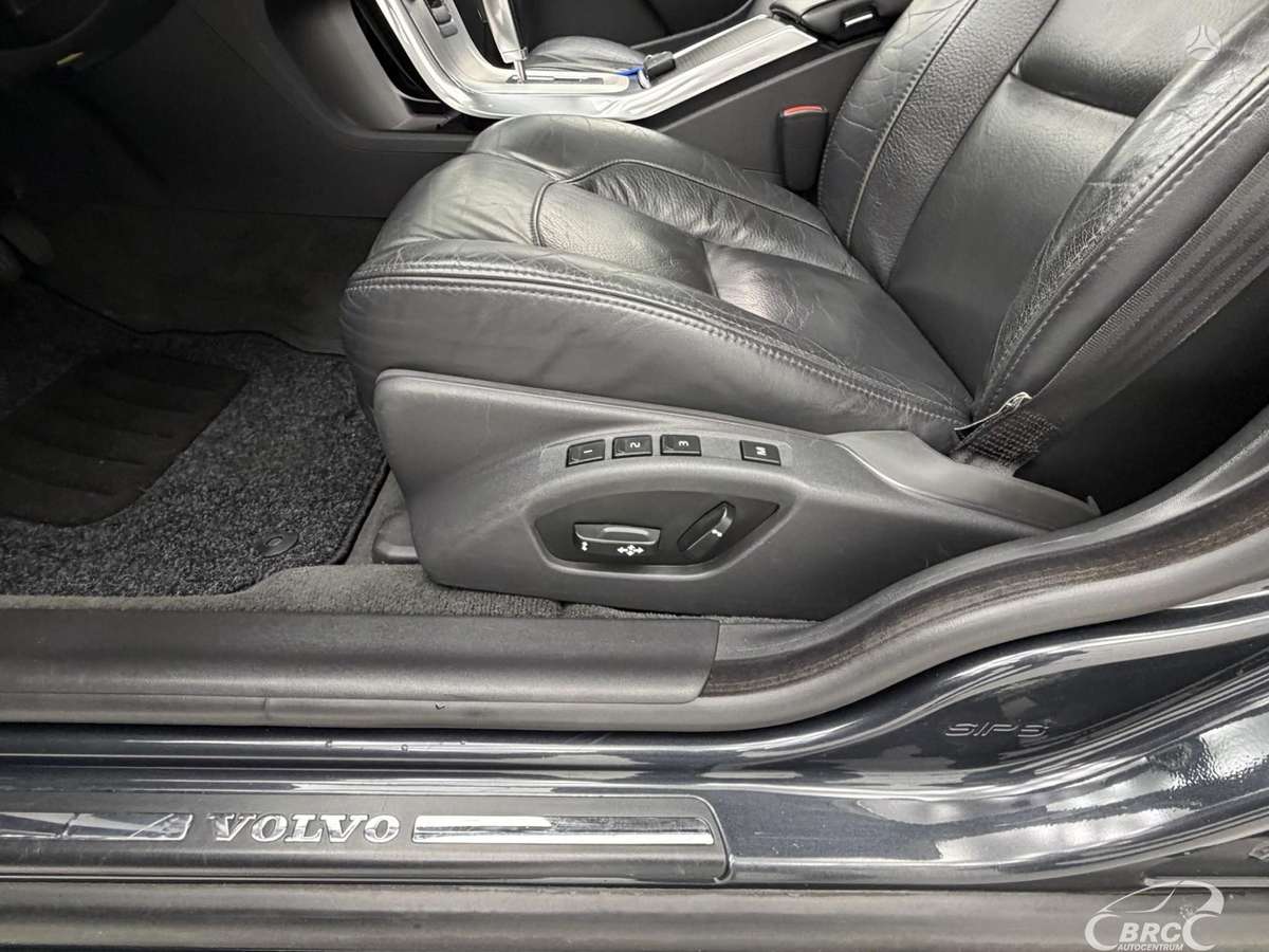 Volvo S80, 3.0 l., Седан